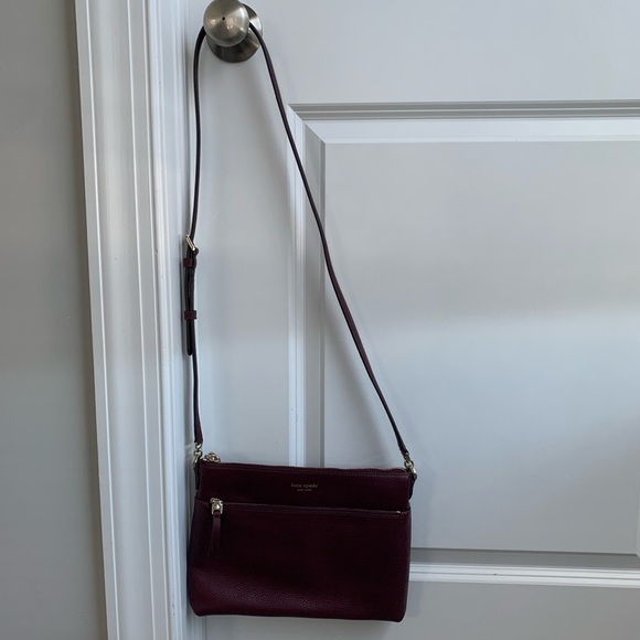 NWOT Kate Spade New York Polly Medium crossbody in cherrywood - Picture 2 of 6